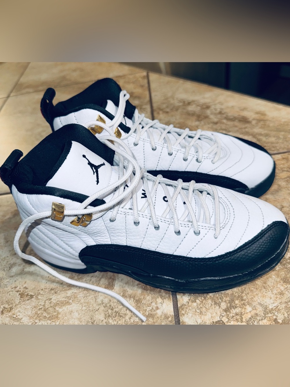 AIR JORDAN 12 RETRO “TAXI” Sneakers Size 4Y